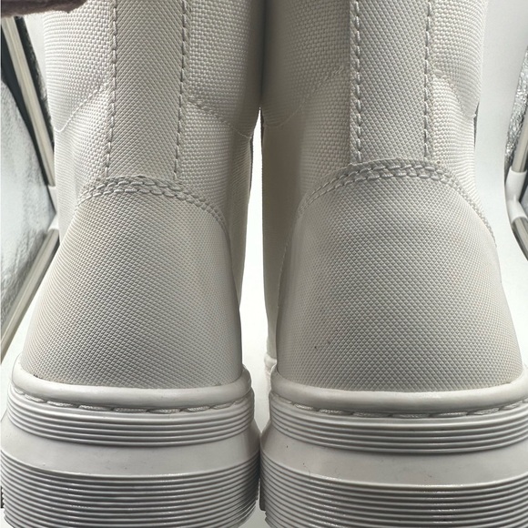 Dr Marten’s combs platform Combat white lace up boots size 9. - Picture 8 of 11